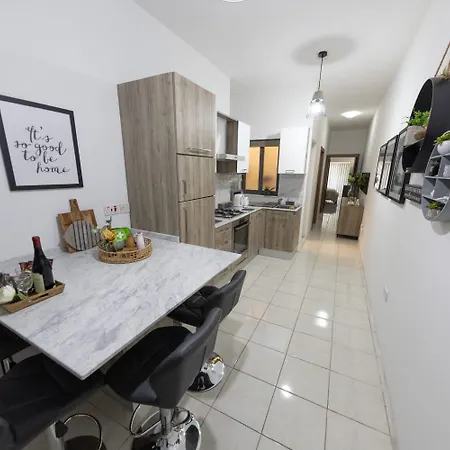 Seaside Escape Apartament